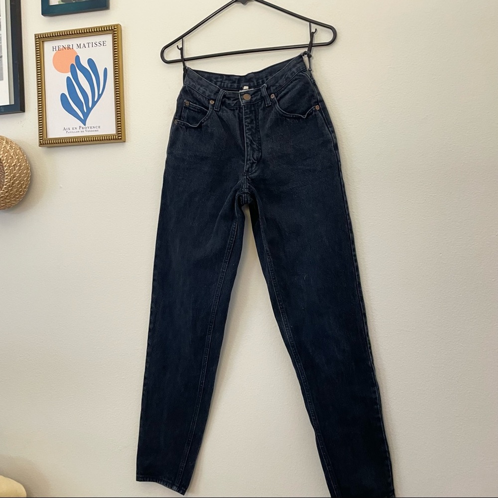 Vintage high waisted jeans